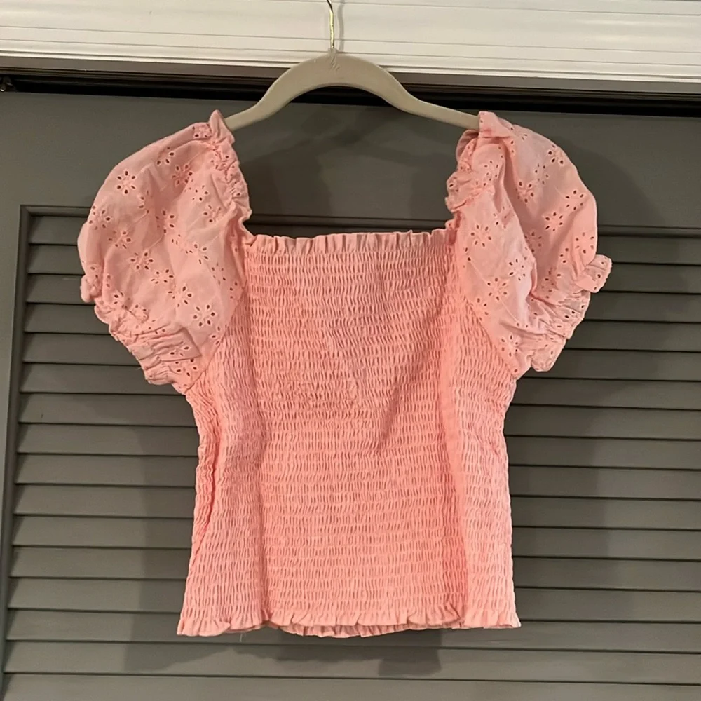 Puff Sleeve Crop Top - Picture 5 of 10